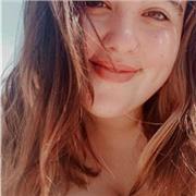 Soy creativa, doy clases a jóvenes y adultos.